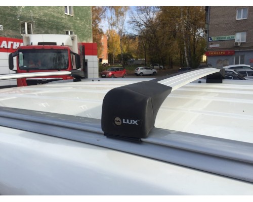 Багажник LUX Bridge аэро-трэвэл на интегрир. рейлинги серебристый для Mitsubishi Pagero Sport 2016-