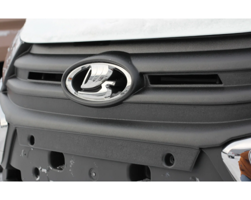 Заглушка решетки радиатора зимняя Yuago АртФорм для Lada Granta FL рестайлинг 2018-