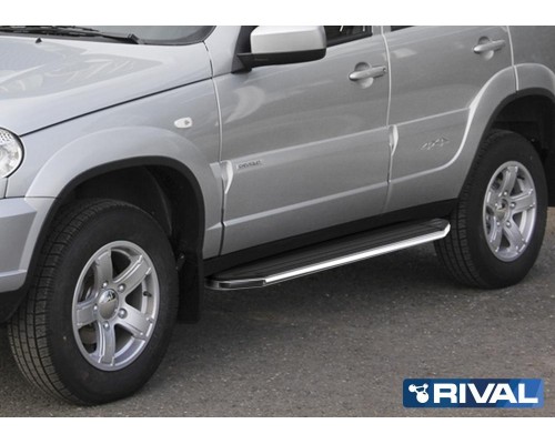 Пороги алюминиевые Rival "Premium" для Chevrolet Niva